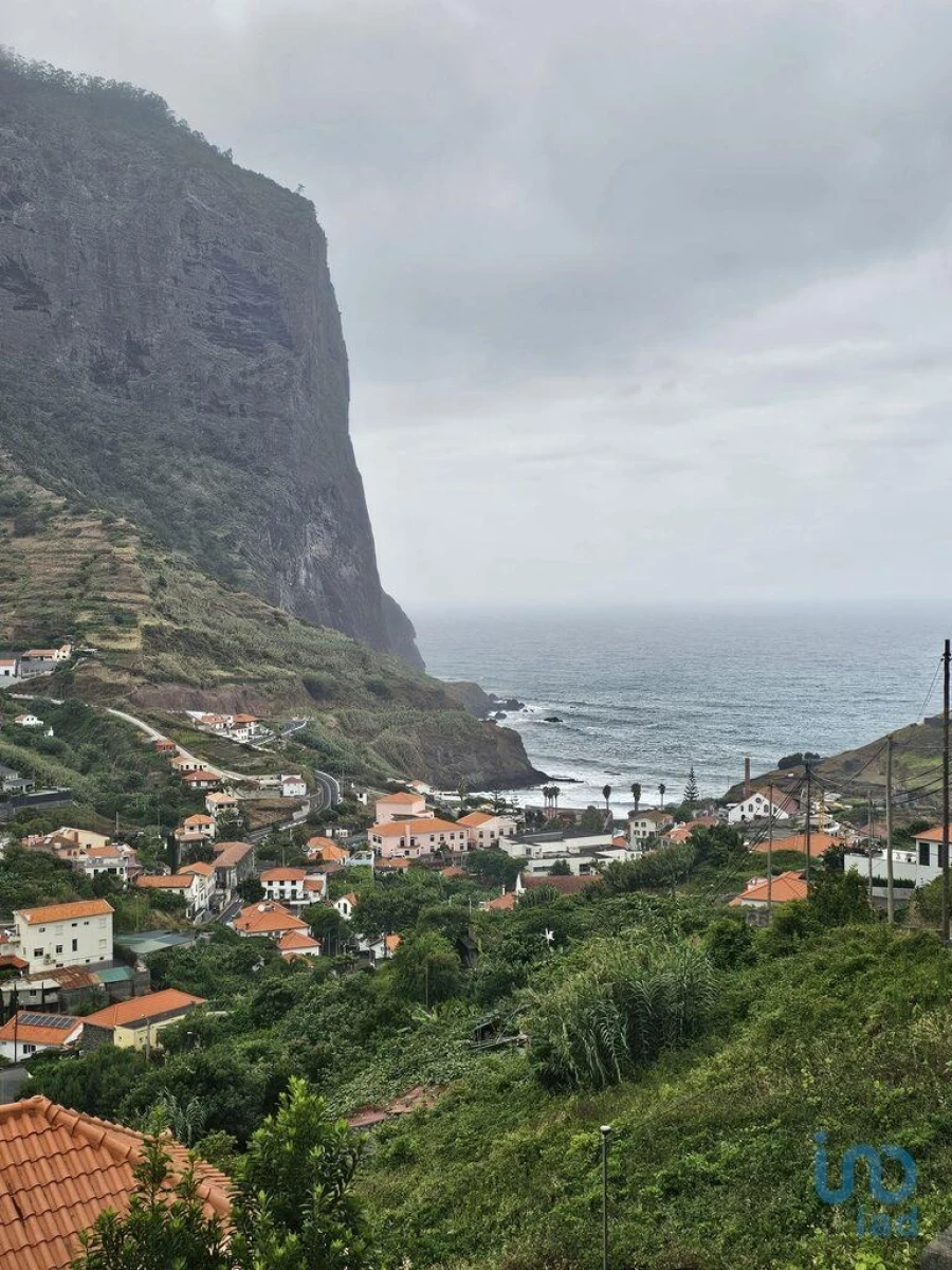 Terreno para Venda em Porto da Cruz Foto 3