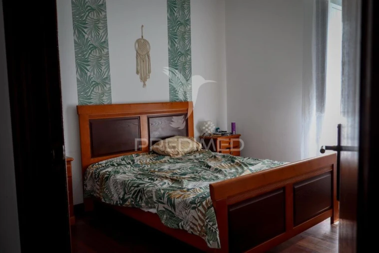 Moradia T3 para Venda em Santo Amaro Foto 13