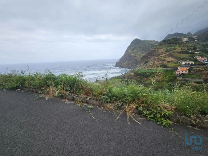 Terreno para Venda em Porto da Cruz Foto 9