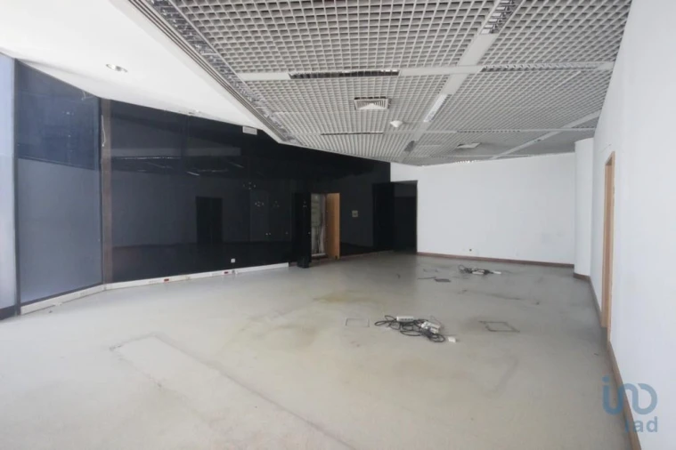 Loja para Venda em Romeira e Várzea Foto 6