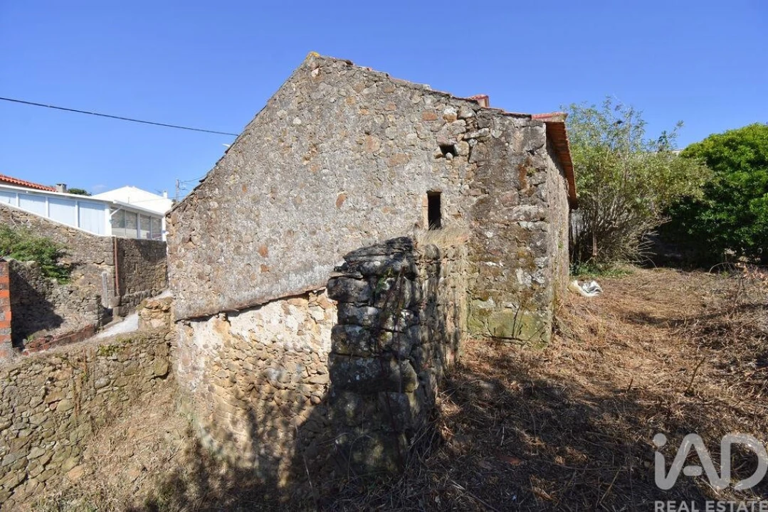 Moradia T2 para Venda em Vila Nova Foto 23