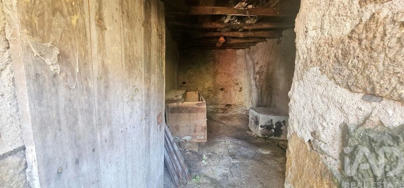 Moradia T2 para Venda em Vila Nova Foto 12