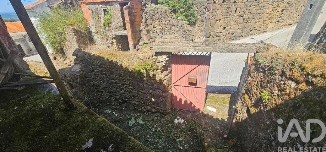 Moradia T2 para Venda em Vila Nova Foto 7