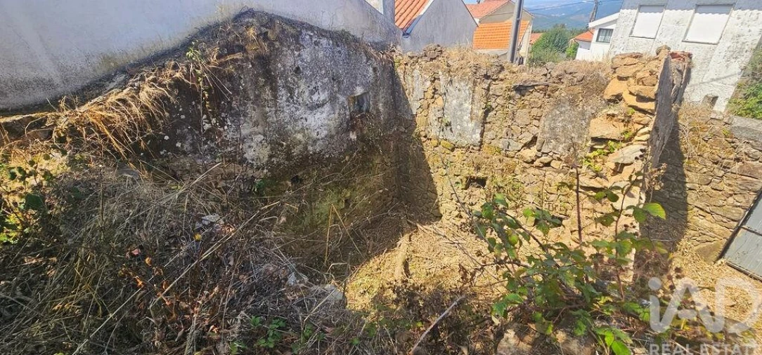 Moradia T2 para Venda em Vila Nova Foto 14