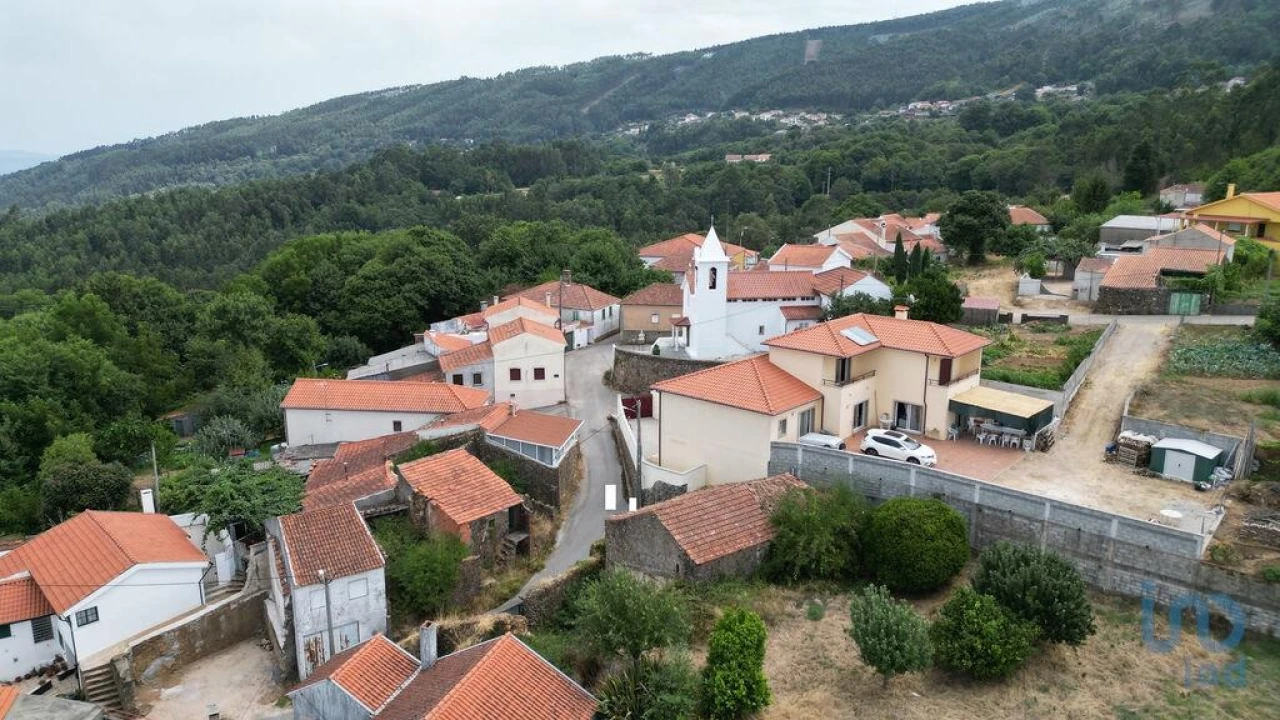 Moradia T2 para Venda em Vila Nova Foto 7