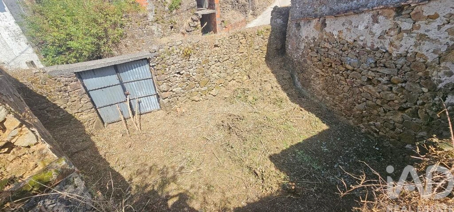 Moradia T2 para Venda em Vila Nova Foto 16