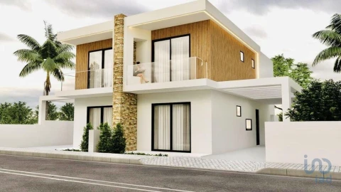 Moradia T3 para Venda em Fernao Ferro