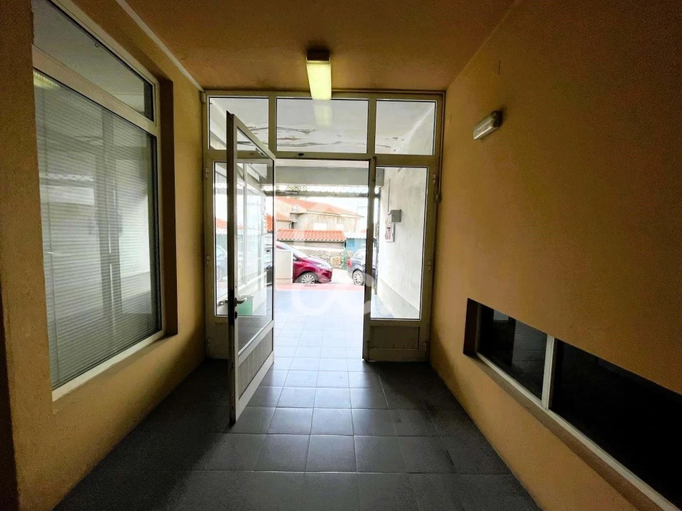 Negócio para Venda em São Tomé de Negrelos Foto 13