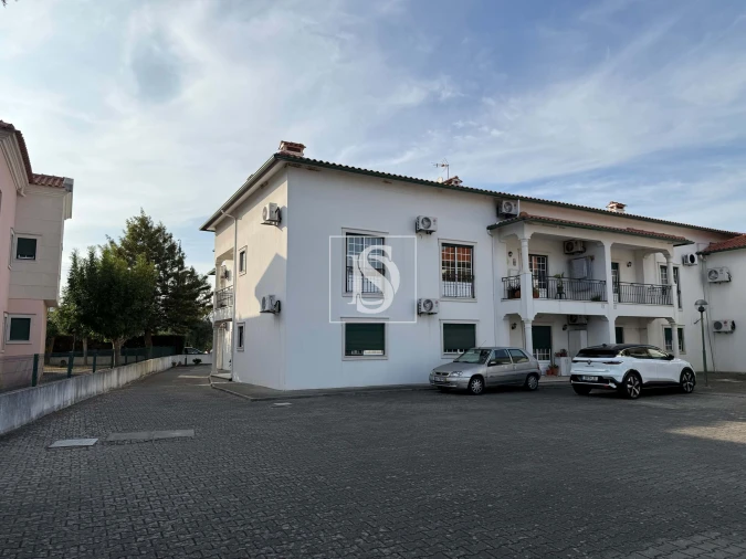 Apartamento T5 para Venda em São Pedro de Tomar Foto 24