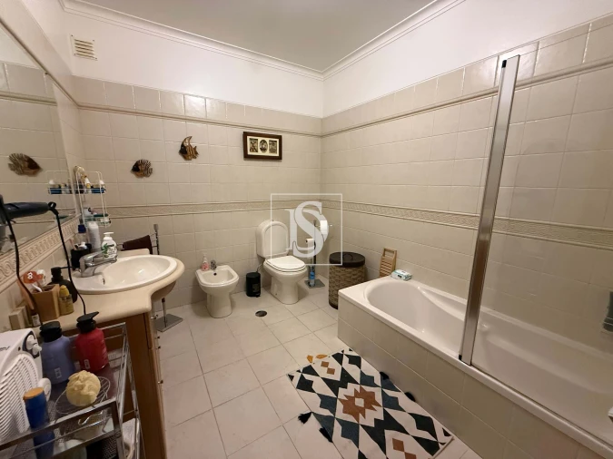 Apartamento T5 para Venda em São Pedro de Tomar Foto 7