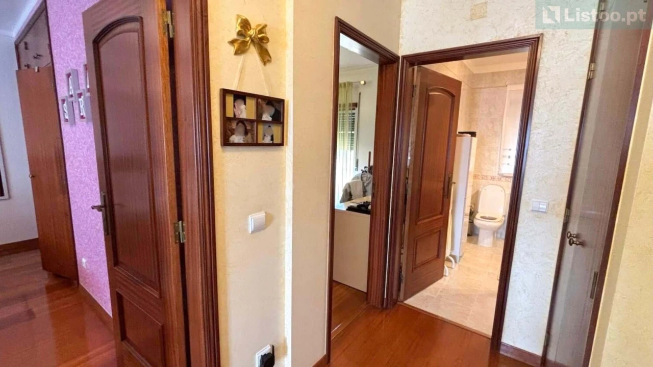 Moradia T4 para Venda em Gaeiras Foto 25