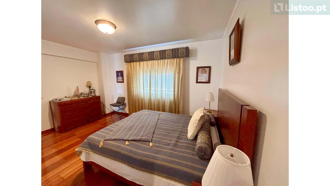 Moradia T4 para Venda em Gaeiras Foto 37