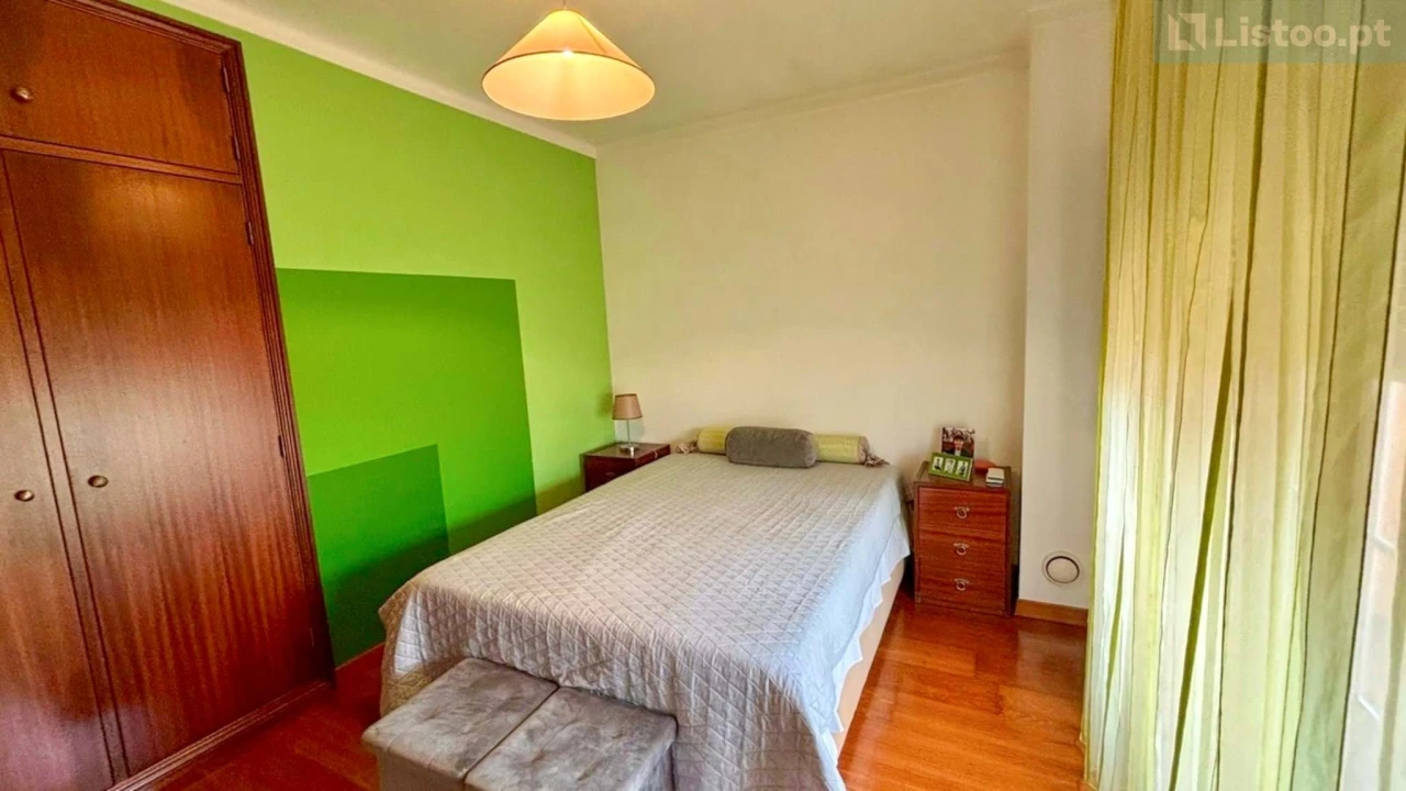 Moradia T4 para Venda em Gaeiras Foto 29