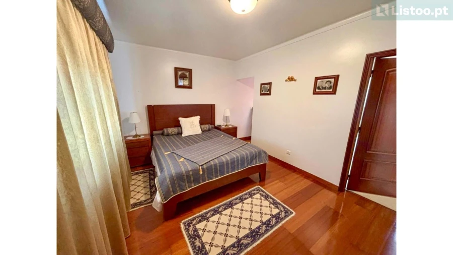 Moradia T4 para Venda em Gaeiras Foto 36