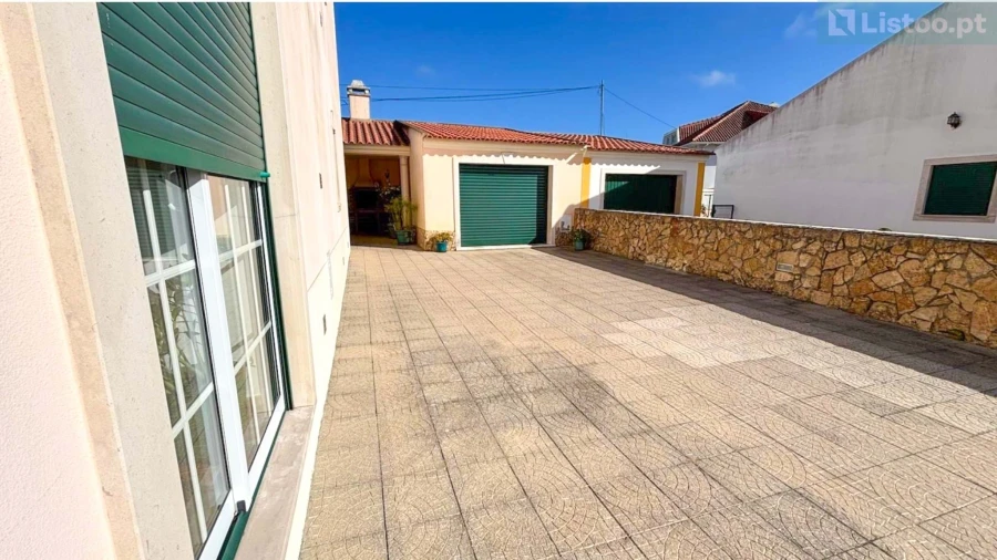 Moradia T4 para Venda em Gaeiras Foto 54