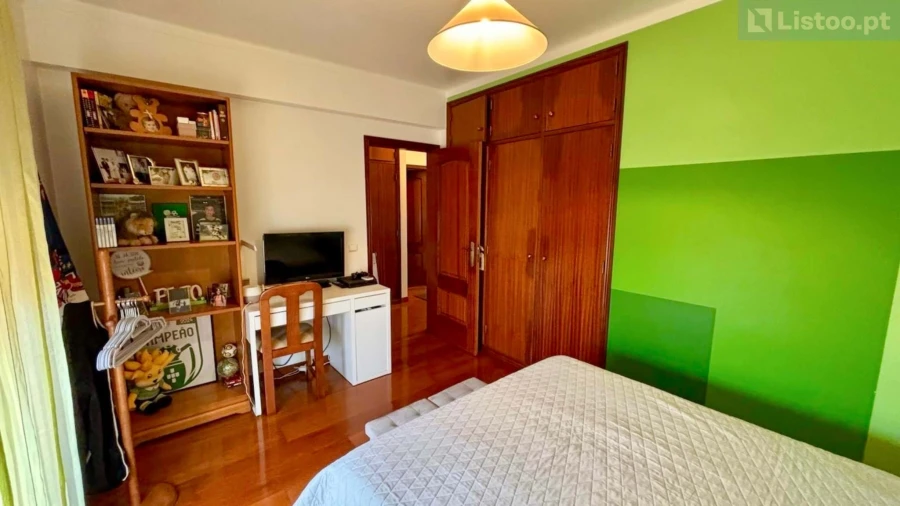 Moradia T4 para Venda em Gaeiras Foto 30