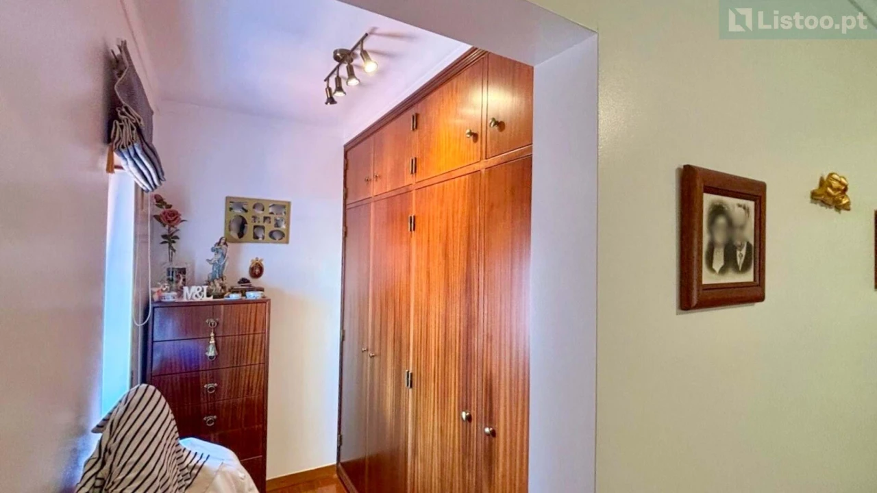 Moradia T4 para Venda em Gaeiras Foto 38