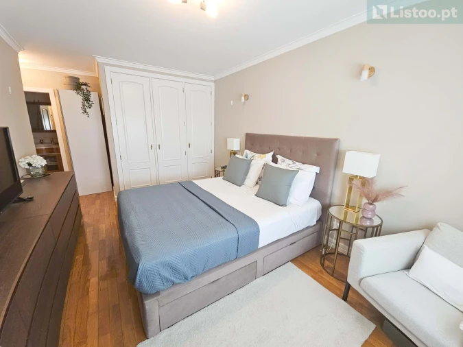 Apartamento T3 para Venda em Carnide Foto 21