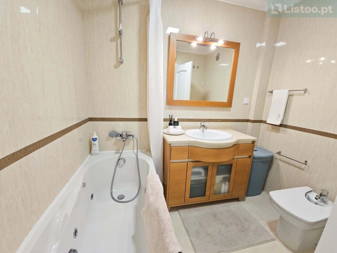 Apartamento T3 para Venda em Carnide Foto 23