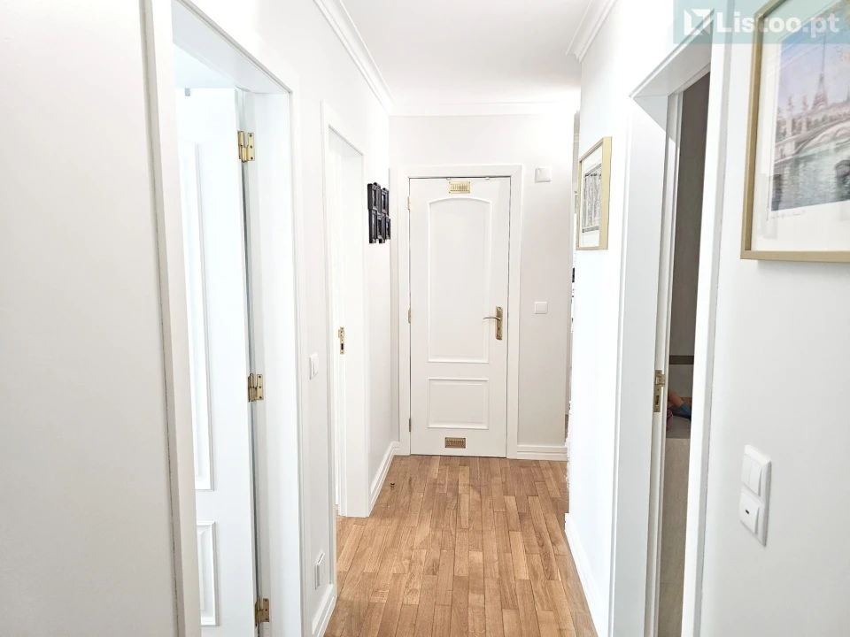 Apartamento T3 para Venda em Carnide Foto 14