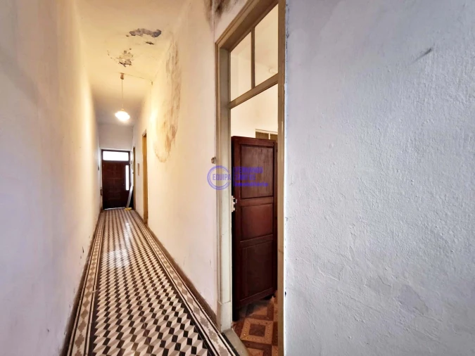 Moradia T6 para Venda em São Bartolomeu de Messines Foto 18