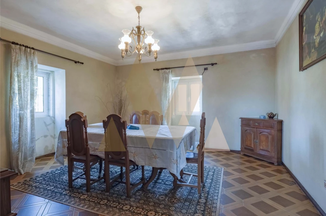 Moradia T5 para Venda em Ardegão, Freixo e Mato Foto 4