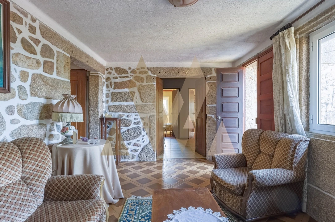 Moradia T5 para Venda em Ardegão, Freixo e Mato Foto 6