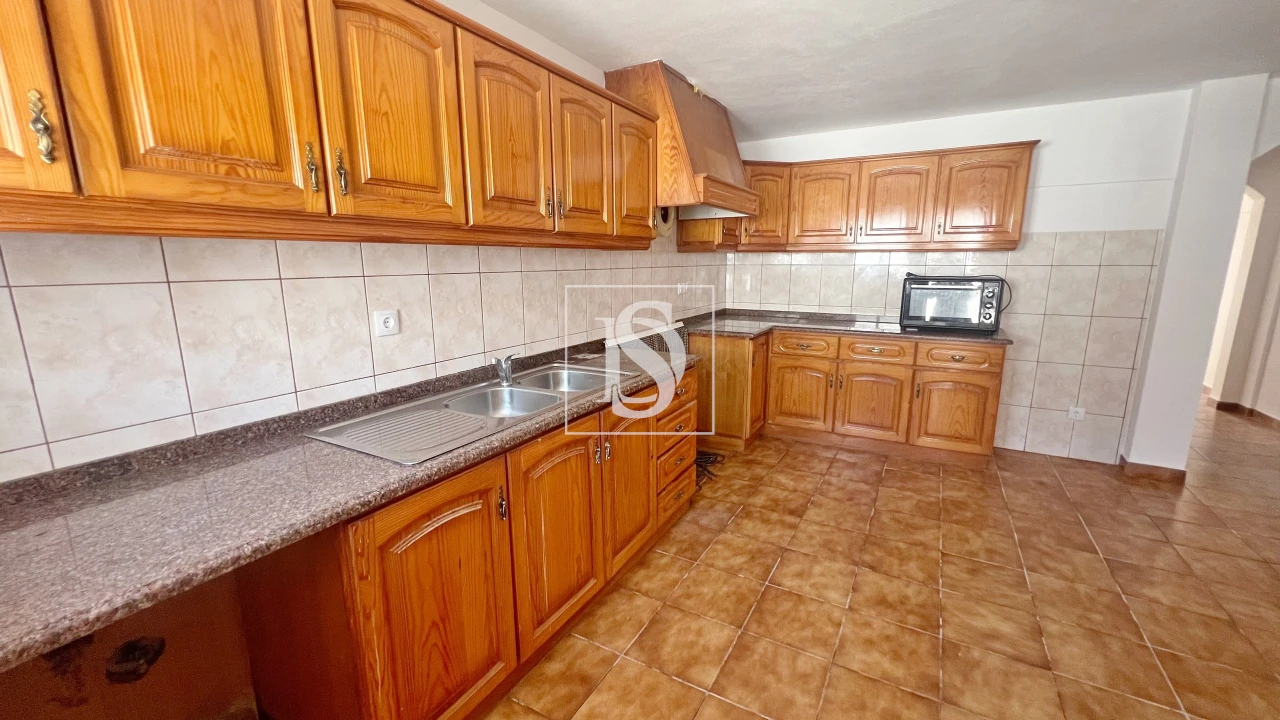 Moradia T10 para Venda em Atouguia da Baleia Foto 34