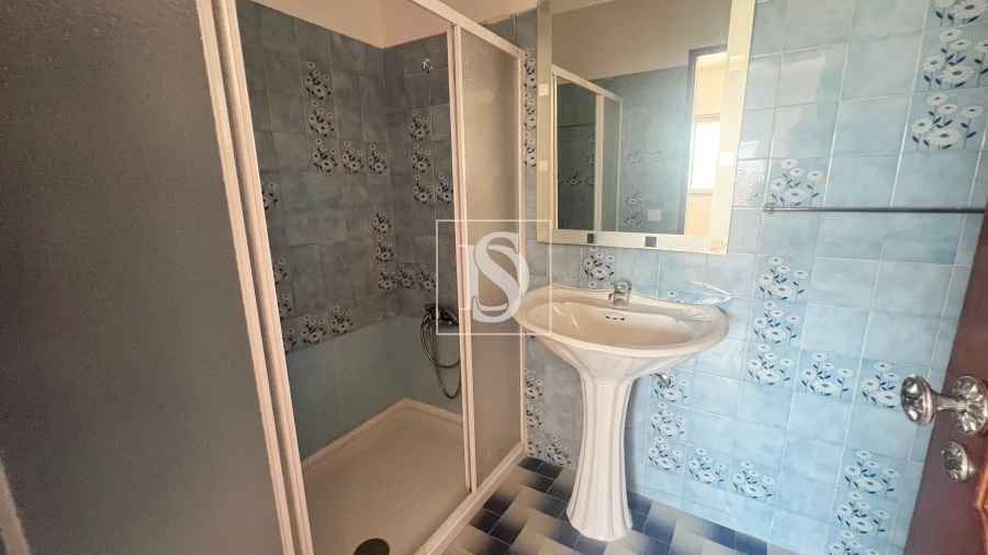 Moradia T10 para Venda em Atouguia da Baleia Foto 17