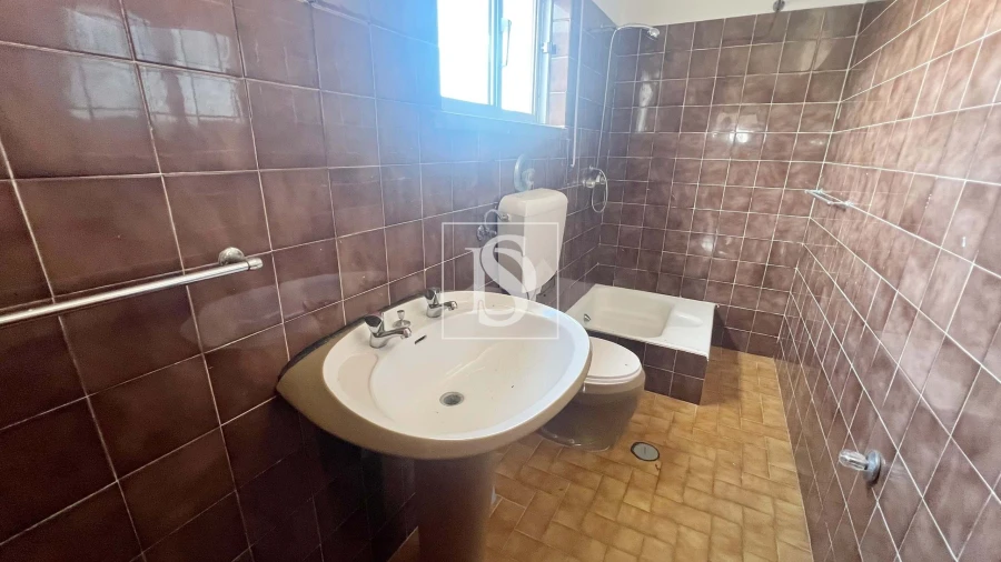 Moradia T10 para Venda em Atouguia da Baleia Foto 6