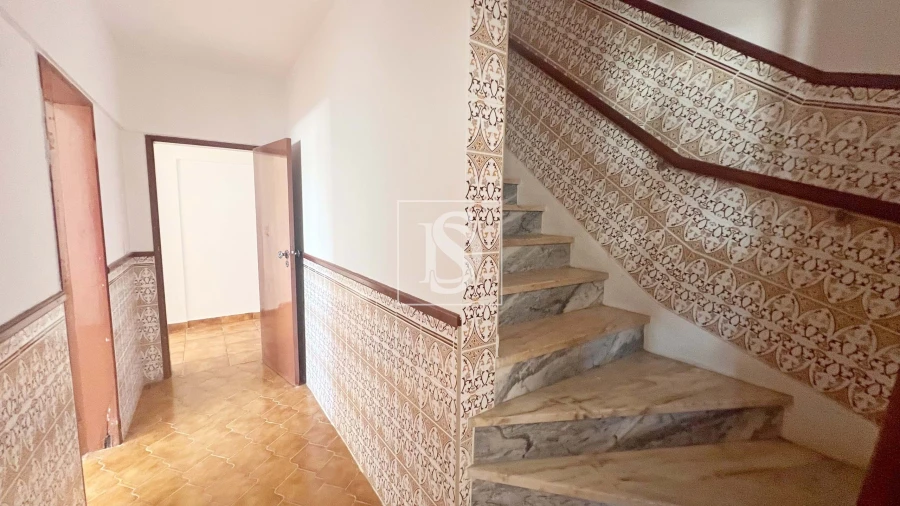 Moradia T10 para Venda em Atouguia da Baleia Foto 30