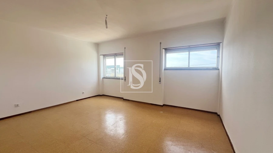 Moradia T10 para Venda em Atouguia da Baleia Foto 4