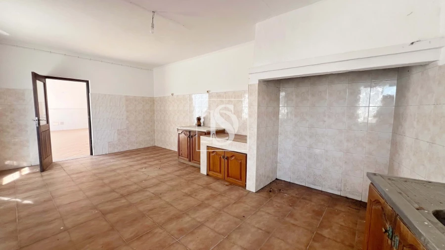 Moradia T10 para Venda em Atouguia da Baleia Foto 47