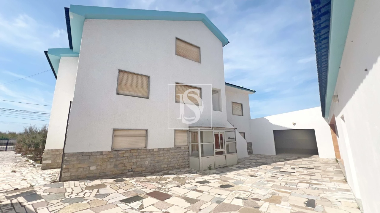 Moradia T10 para Venda em Atouguia da Baleia Foto 45