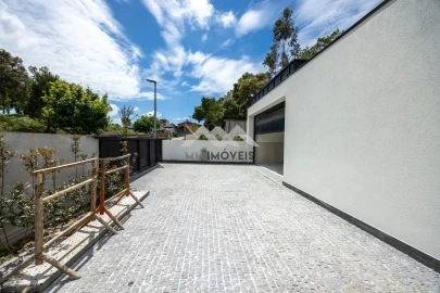 Moradia T4 para Venda em Santa Marinha e São Pedro da Afurada