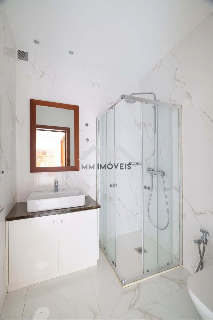 Apartamento T2 para Arrendamento em Cedofeita, Santo Ildefonso, Sé, Miragaia, São Nicolau e Vitória Foto 21