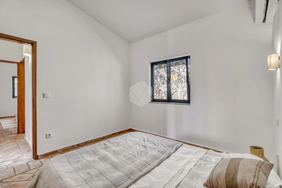 Moradia T3 para Venda em Santa Barbara de Nexe Foto 14