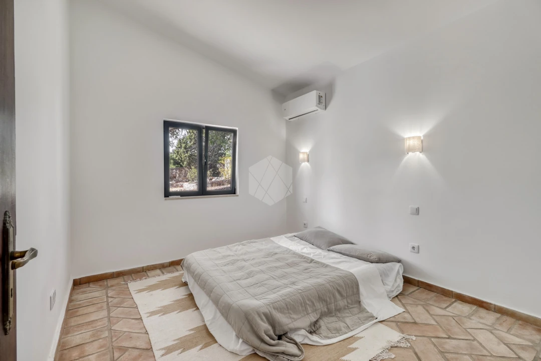 Moradia T3 para Venda em Santa Barbara de Nexe Foto 11