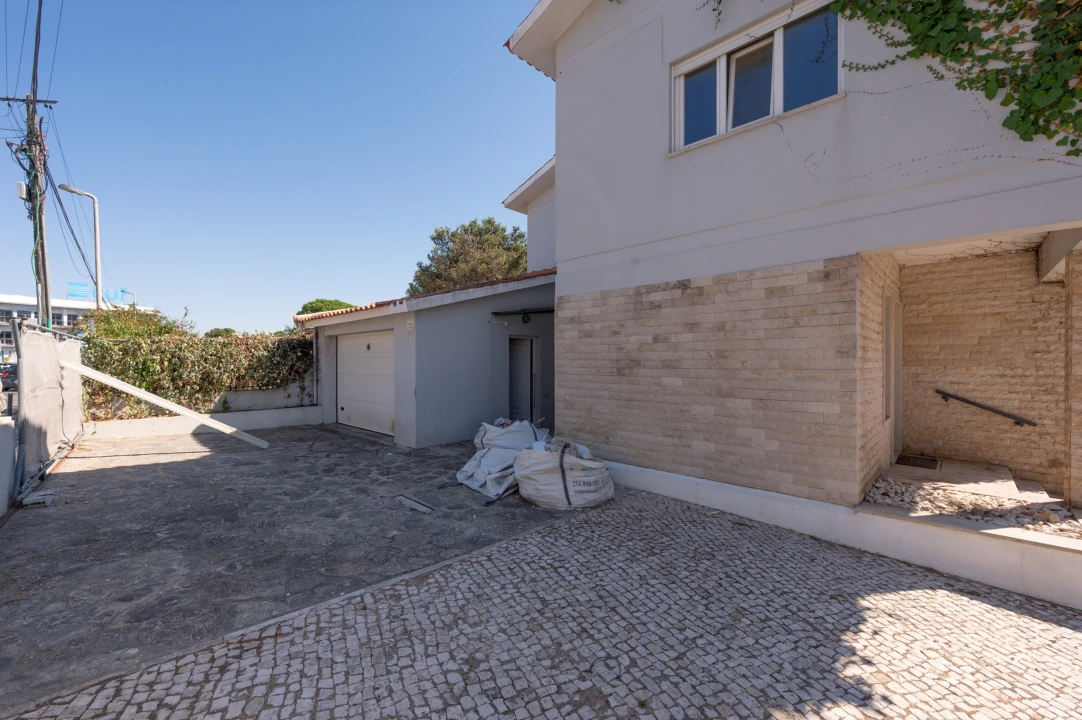 Moradia T4 para Venda em Cascais e Estoril Foto 30