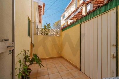 Moradia T3 para Venda em Loule (São Clemente)