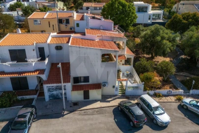 Moradia T3 para Venda em Loule (São Clemente)