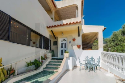 Moradia T3 para Venda em Loule (São Clemente)
