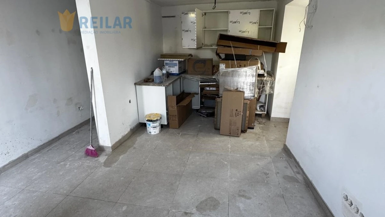 Moradia T3 para Venda em Alenquer (Santo Estêvão e Triana) Foto 4