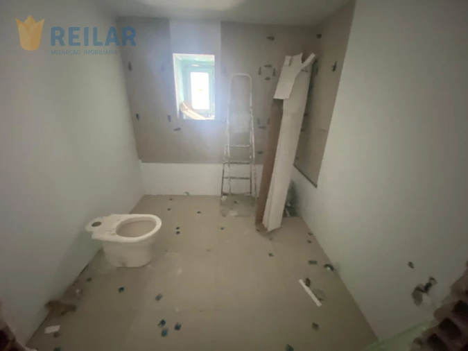 Moradia T3 para Venda em Alenquer (Santo Estêvão e Triana) Foto 6