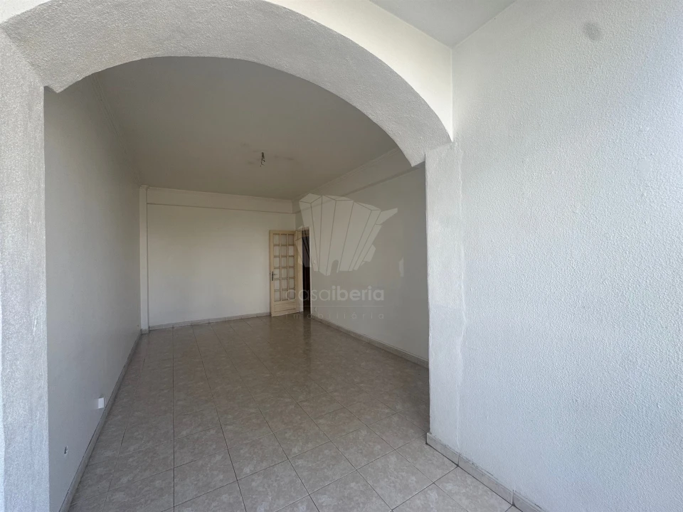 Apartamento T2 para Venda em Oeiras e São Julião da Barra, Paço de Arcos e Caxias Foto 7