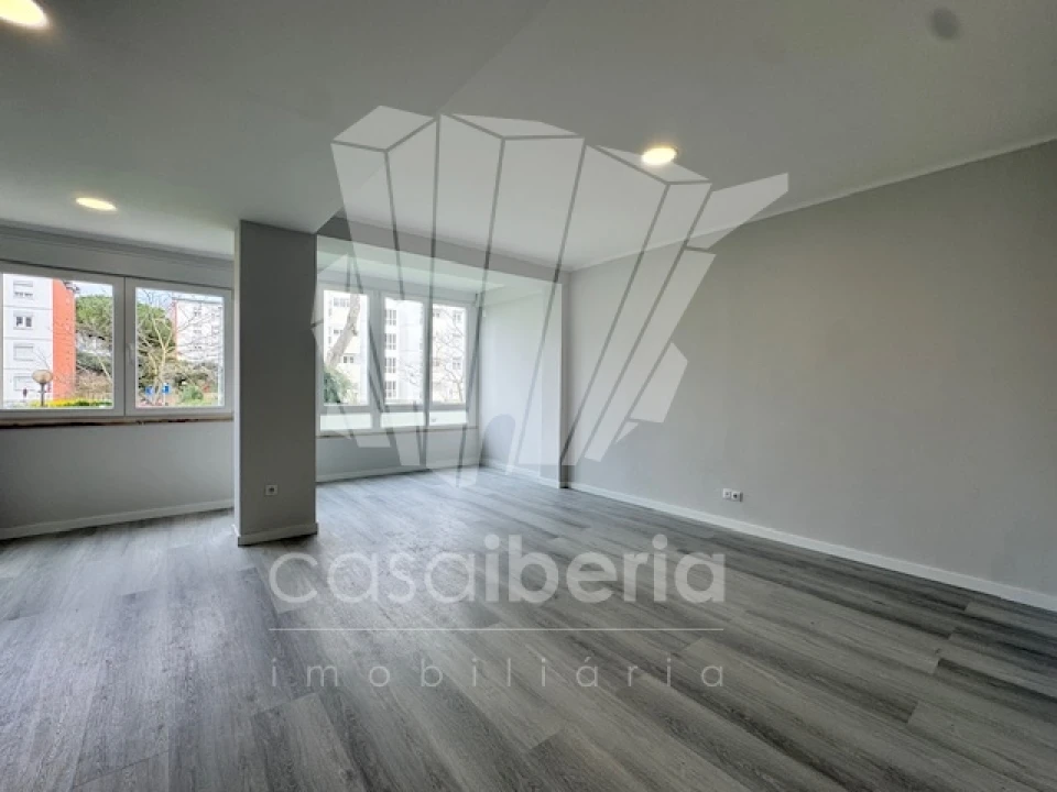 Apartamento T2 para Venda em Oeiras e São Julião da Barra, Paço de Arcos e Caxias Foto 12