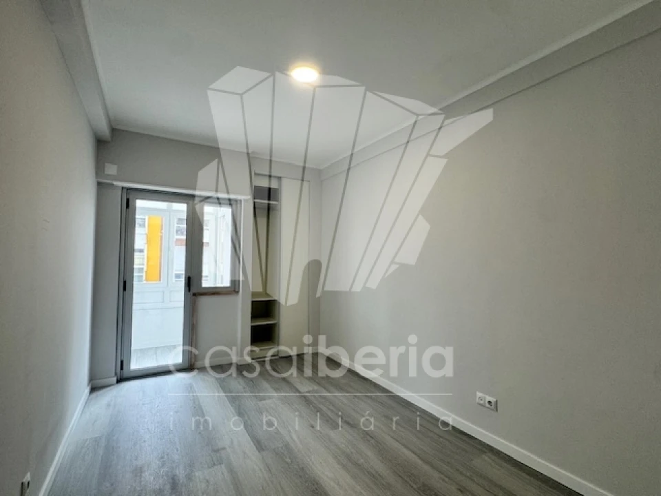 Apartamento T2 para Venda em Oeiras e São Julião da Barra, Paço de Arcos e Caxias Foto 6