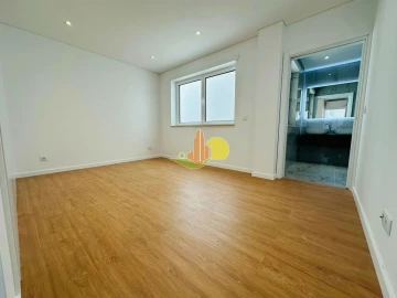 Apartamento T3 para Venda em Buarcos
