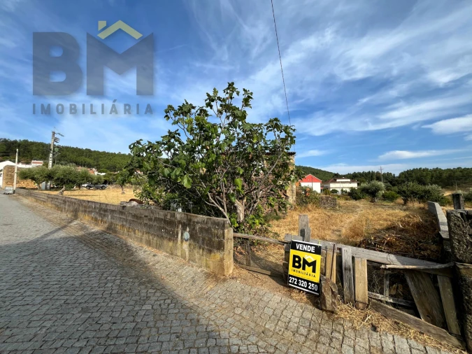 Moradia T2 para Venda em Salgueiro do Campo Foto 12