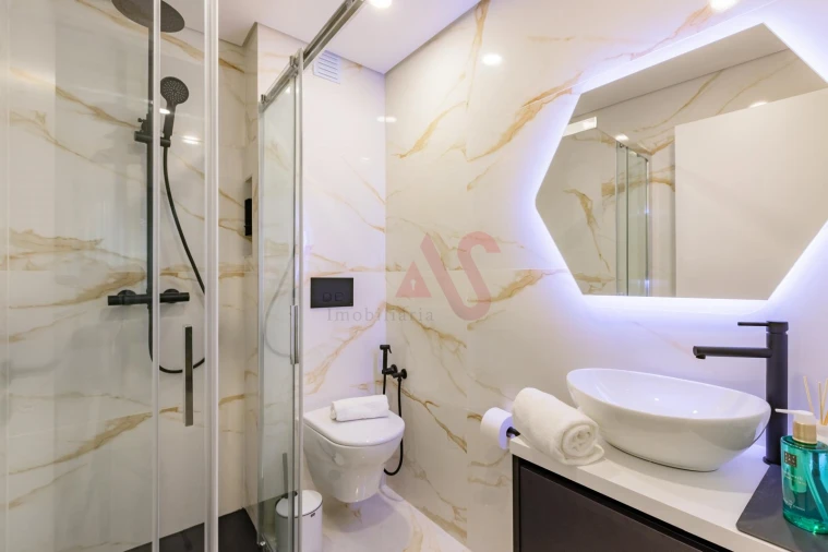 Quarto para Arrendamento em Ramalde Foto 4